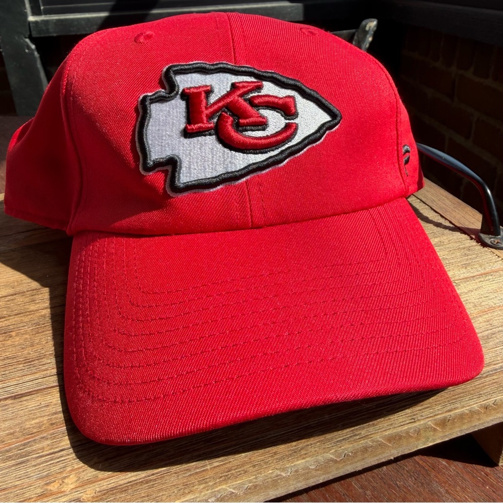 Kansas City Chiefs Hat! Like NEW! Next day SHIP! Go Browns 🤣